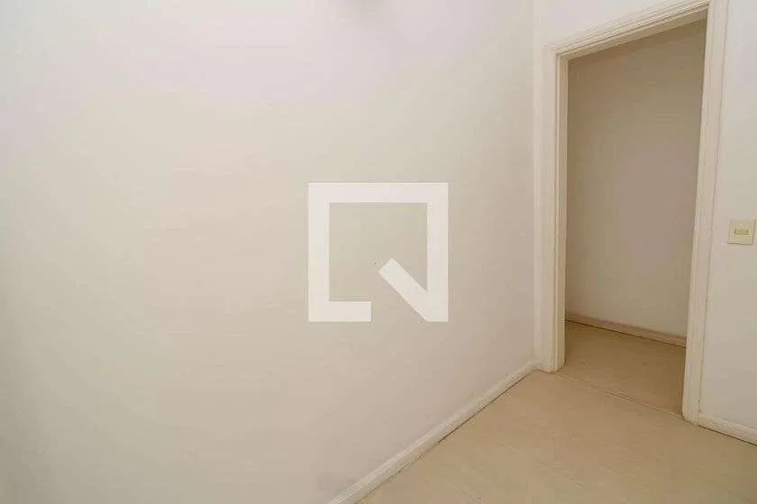 626 m² penthouse with 4 bedrooms and 3 parking spaces — photo 3