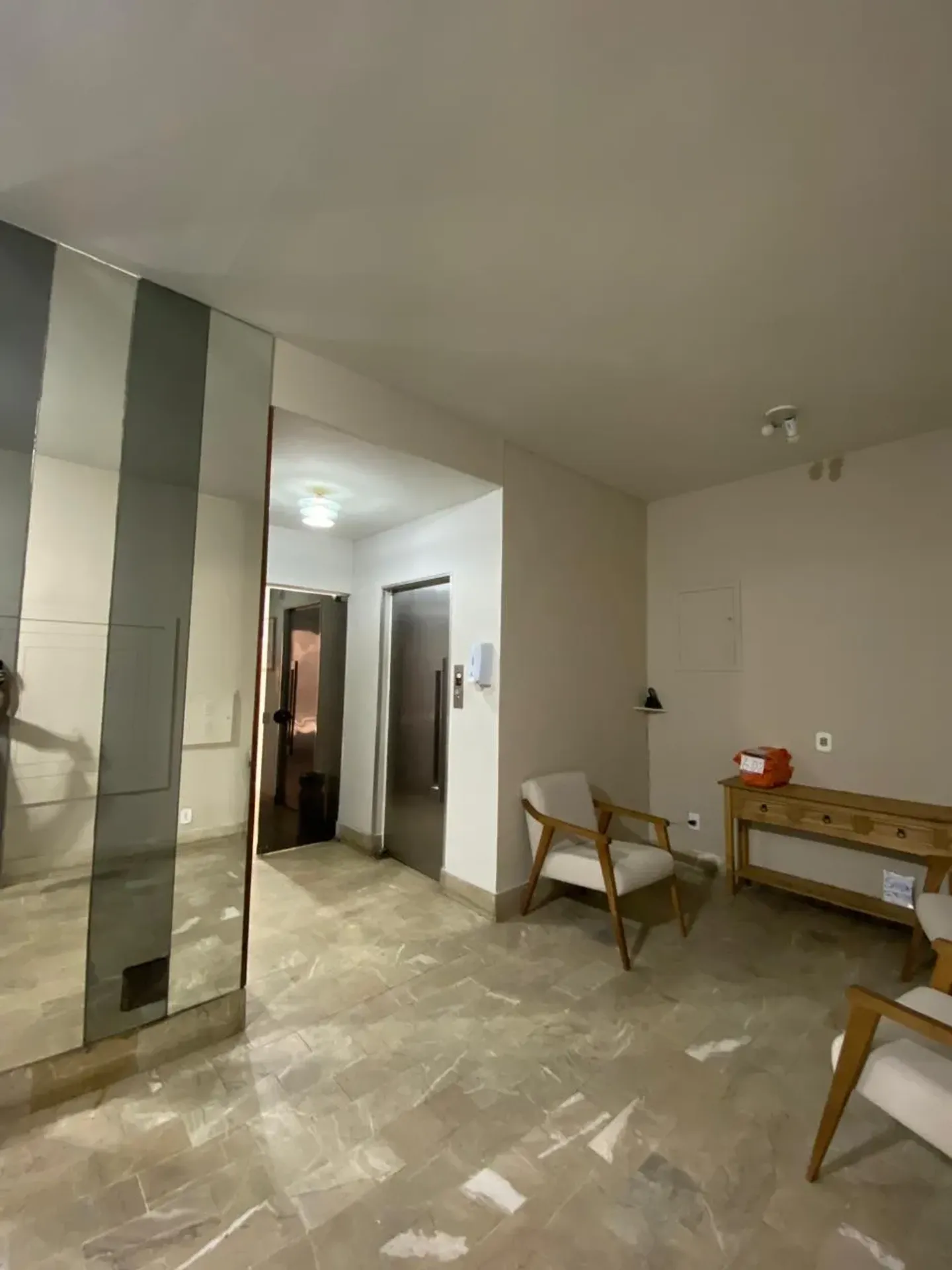 Пральна машина та 2 спальні: квартира 90 м² — photo 47
