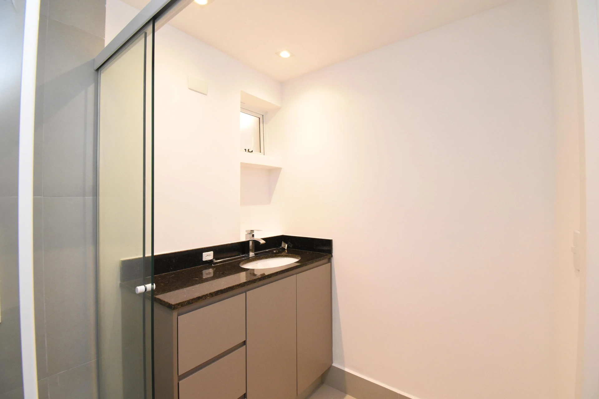 Apartamento de 2 quartos em condomínio com academia — photo 19