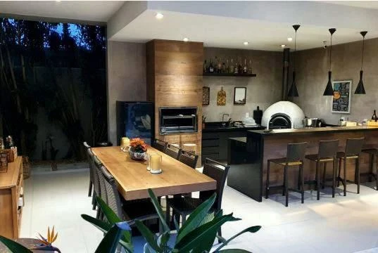 Furnished house with 4 en-suite bedrooms and 670 m² — photo 2