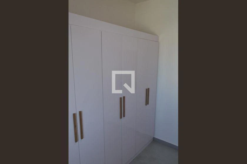 3-bedroom apartment in a building with a gym — photo 17