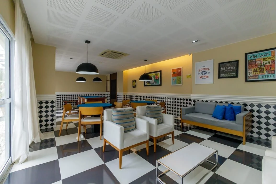 Furnished apartment with 5 bedrooms and open-plan kitchen — photo 29