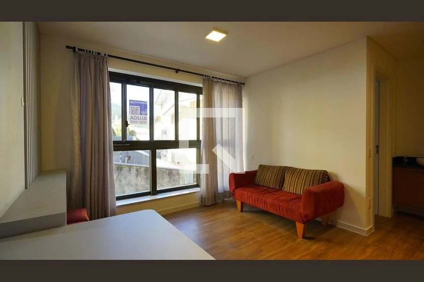 Apartamento amueblado de 1 dormitorio con cocina abierta — photo 9