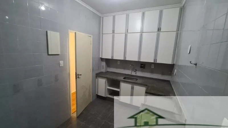 Apartment, 90 m², with wood or laminate floors — photo 9