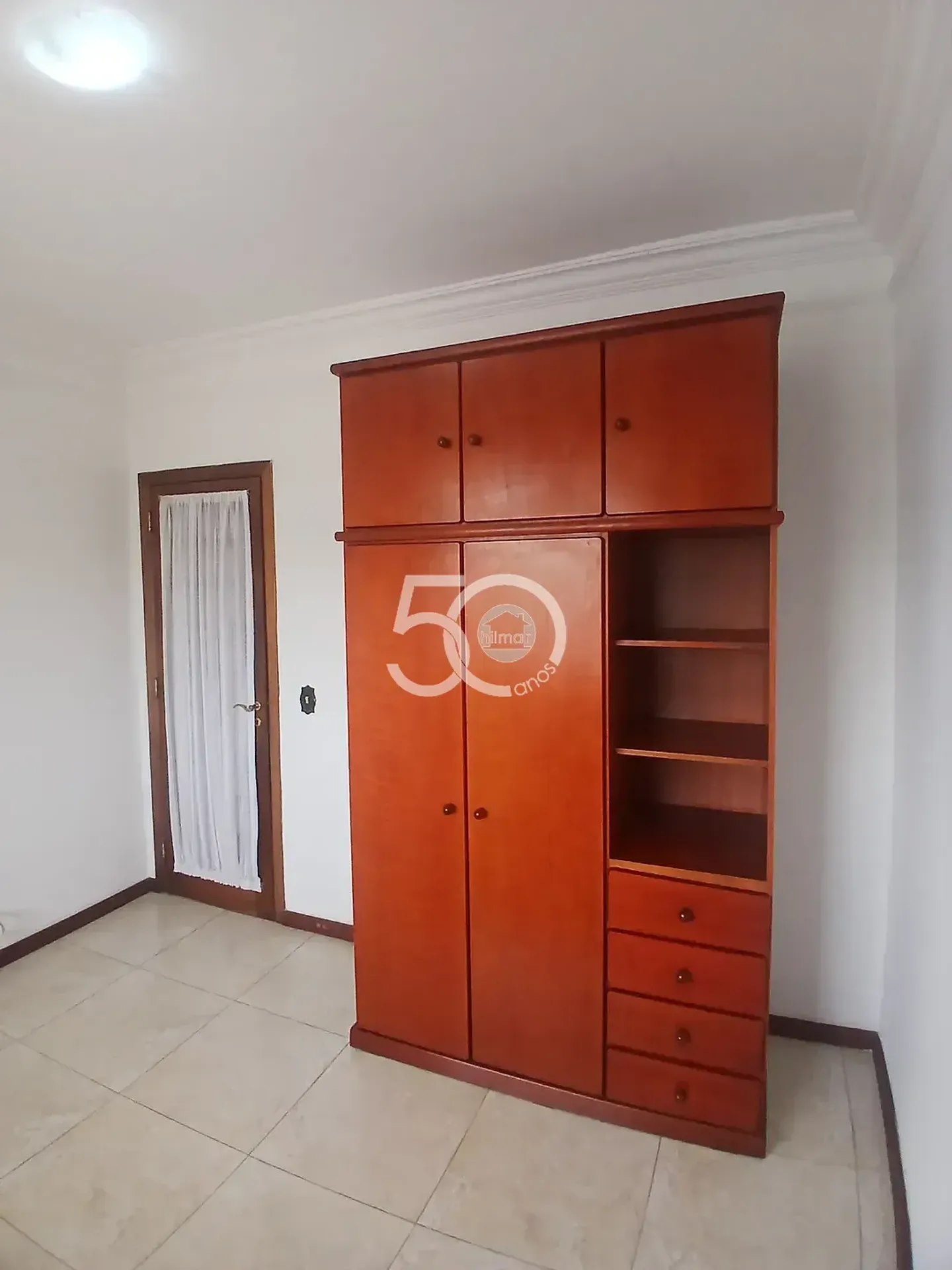 Apartamento de 2 quartos em condomínio com piscina — photo 33