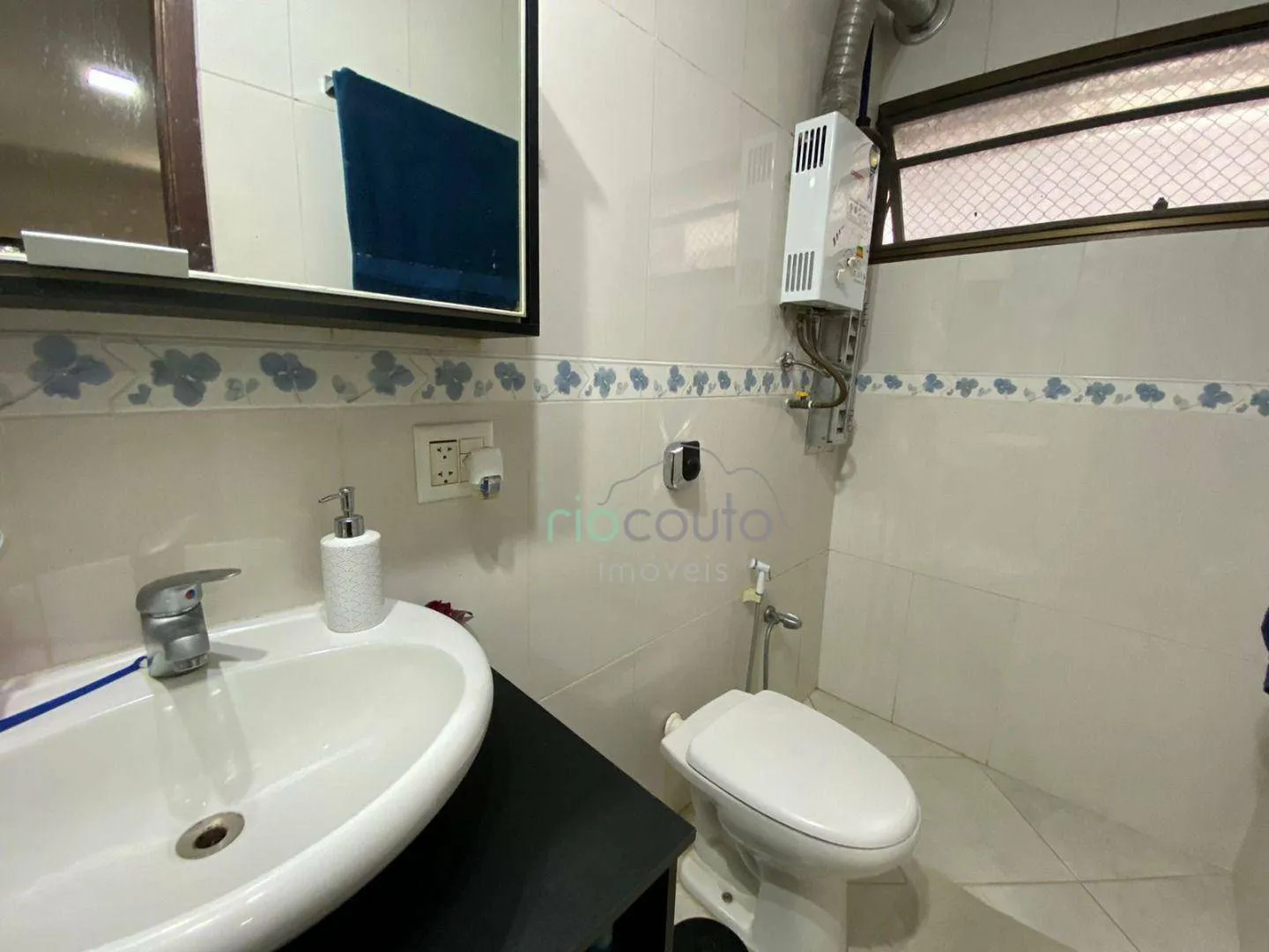 Apartamento mobiliado com 3 dormitórios e suíte, 153 m² — photo 16