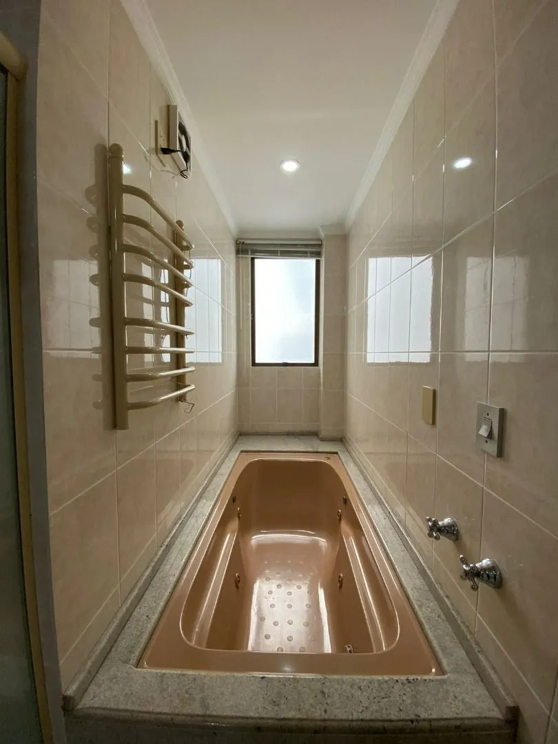 Apartamento mobiliado de 3 dormitórios com 207 m² no 6º andar — photo 21