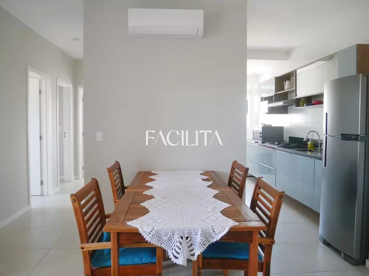 Apartamento amueblado de 3 dormitorios con balcón y parrilla — photo 9