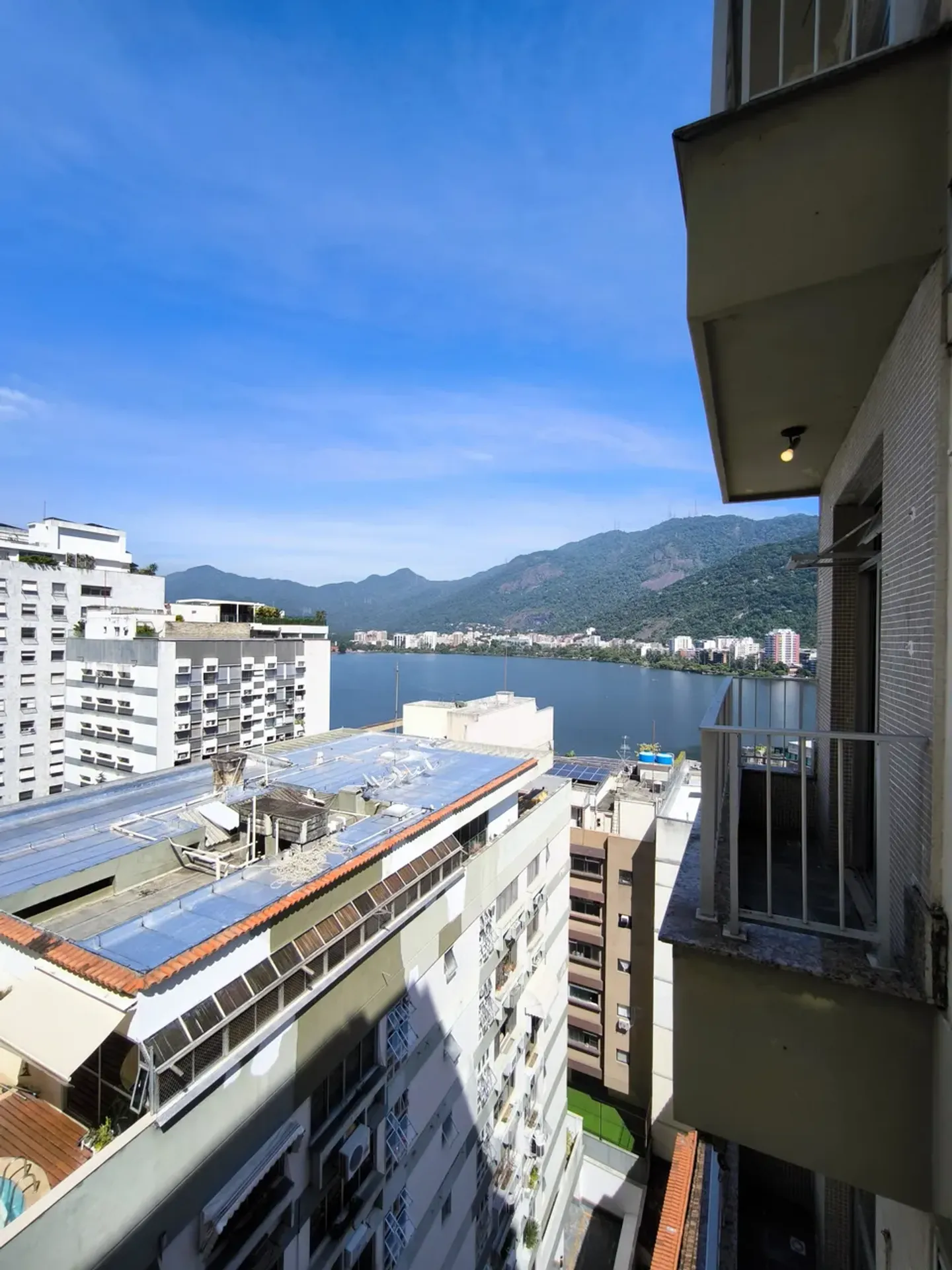 Apartment, 90 m², with a water view — photo 13