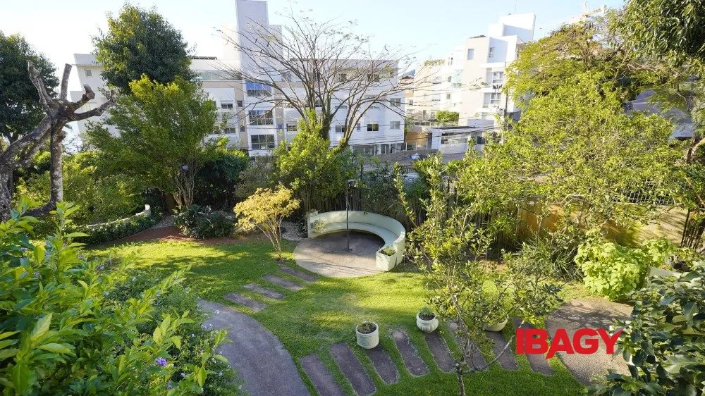 Apartamento amueblado de 4 dormitorios con 2 plazas — photo 36