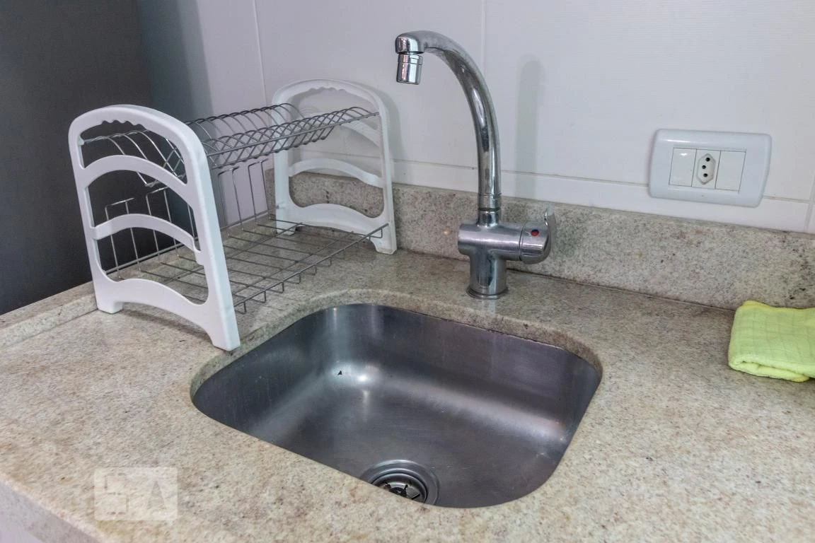 One-bedroom apartment with a washing machine in Curitiba — photo 30