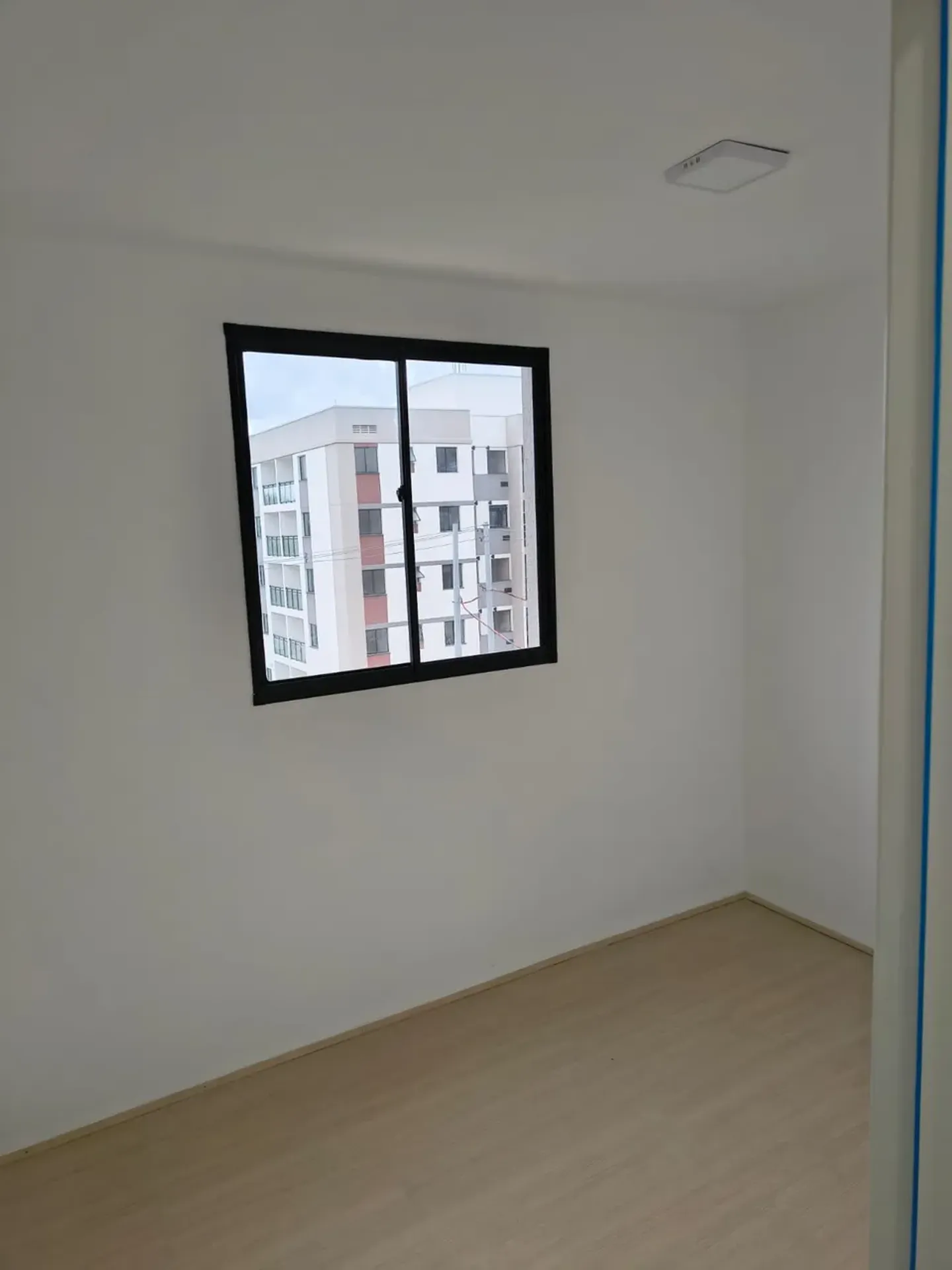 Apartment with 2 bedrooms and mountain-view balcony — photo 20