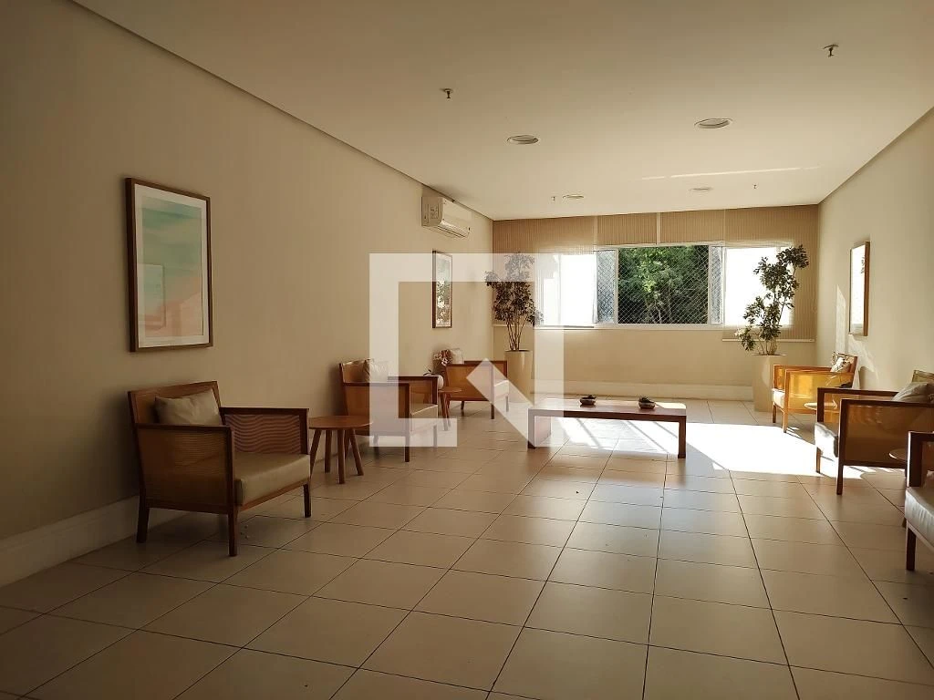 Apartamento, 70 m², com janelas do piso ao teto — photo 51