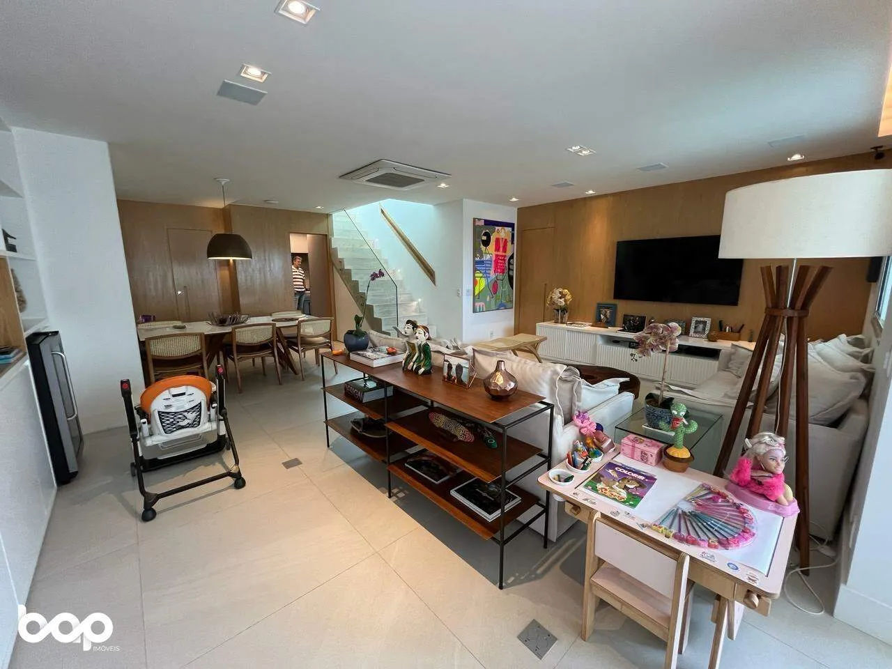 Furnished 3-bedroom apartment with a gas open-plan kitchen — photo 16