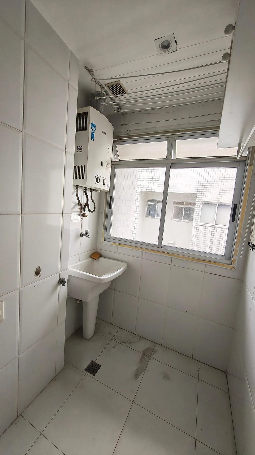 Apartment, 75 m², with a glass-enclosed balcony — photo 15