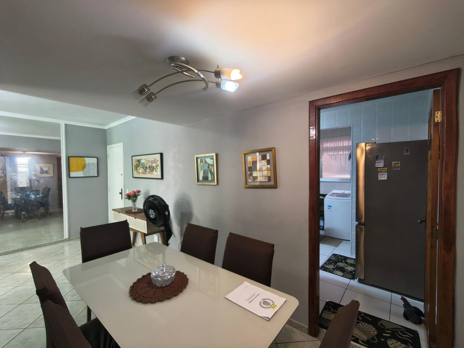Apartamento amueblado con 3 dormitorios y balcón — photo 13