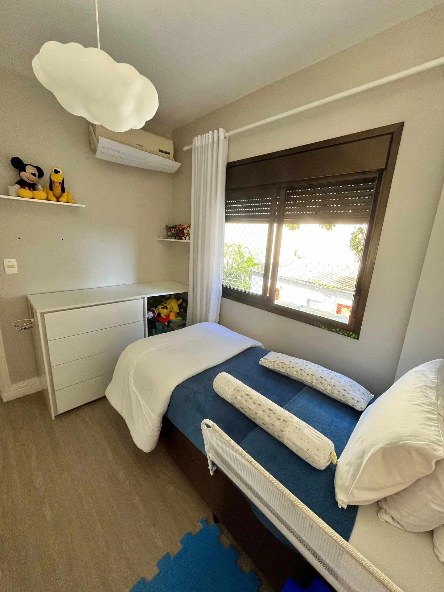 Furnished 3-bedroom apartment with 3 bathrooms — photo 13