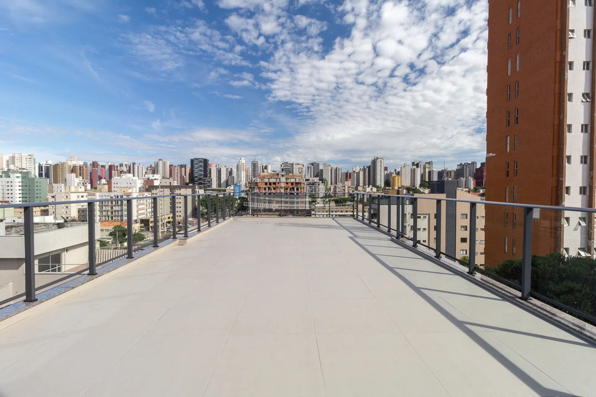 Estudio amueblado de 45 m² con cocina pequeña y garden — photo 9