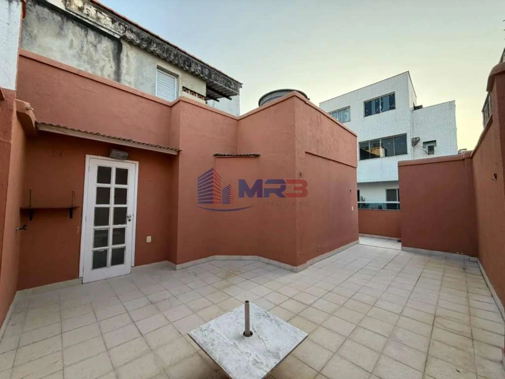 Top-floor apartment with 2 bedrooms and private BBQ — photo 16