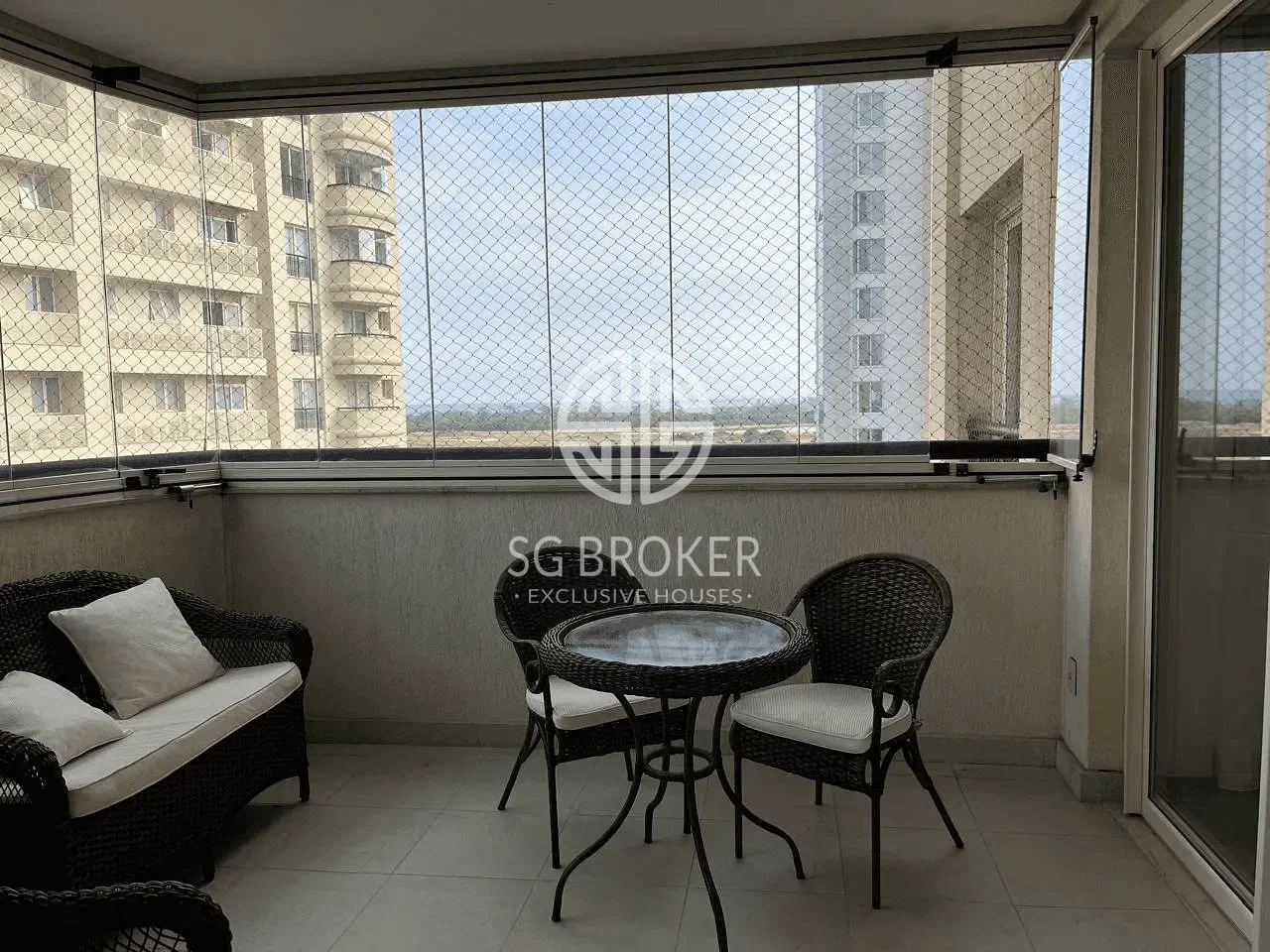Apartamento mobiliado com 4 quartos e cozinha fechada a gás — photo 14