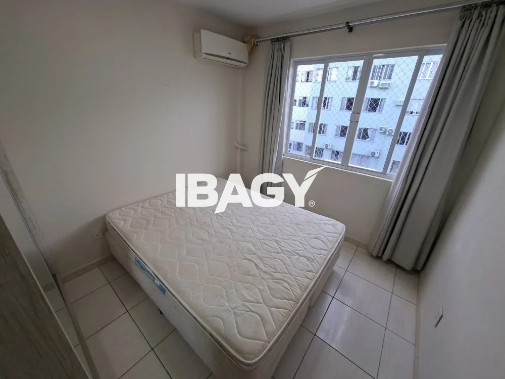 Apartamento de 2 dormitorios con cocina integrada a gas — photo 10
