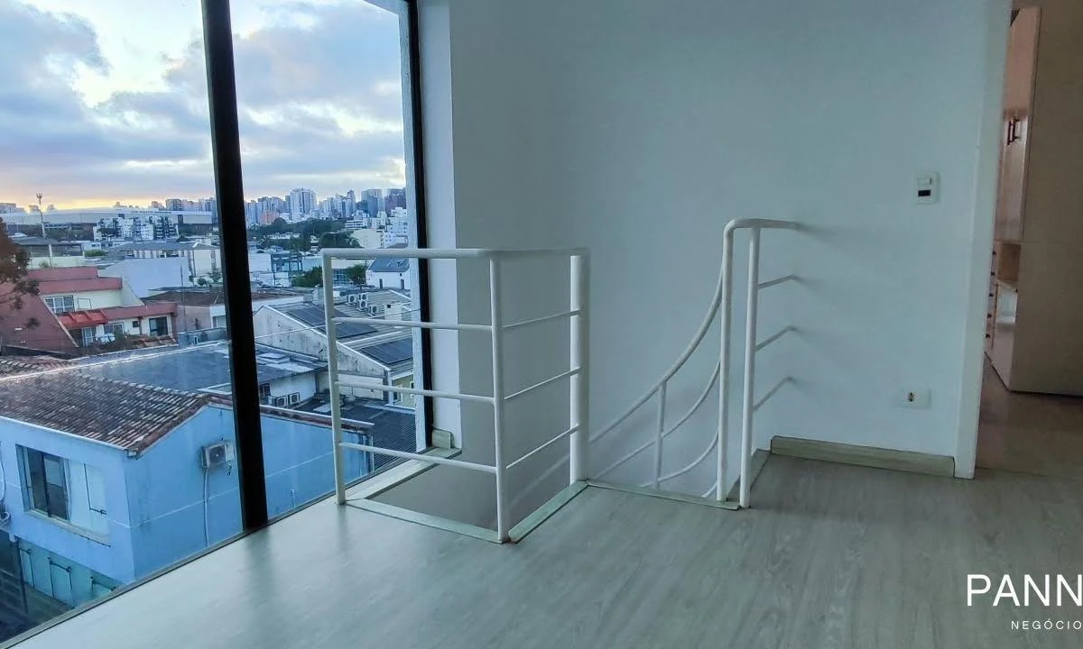 2-bedroom apartment with a grill on the balcony — photo 3