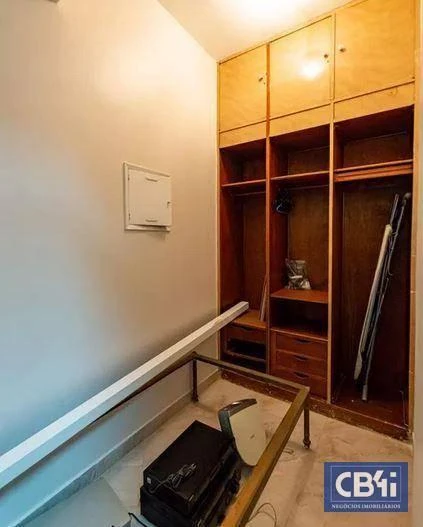 Furnished apartment with 3 bedrooms and 3 bathrooms — photo 36