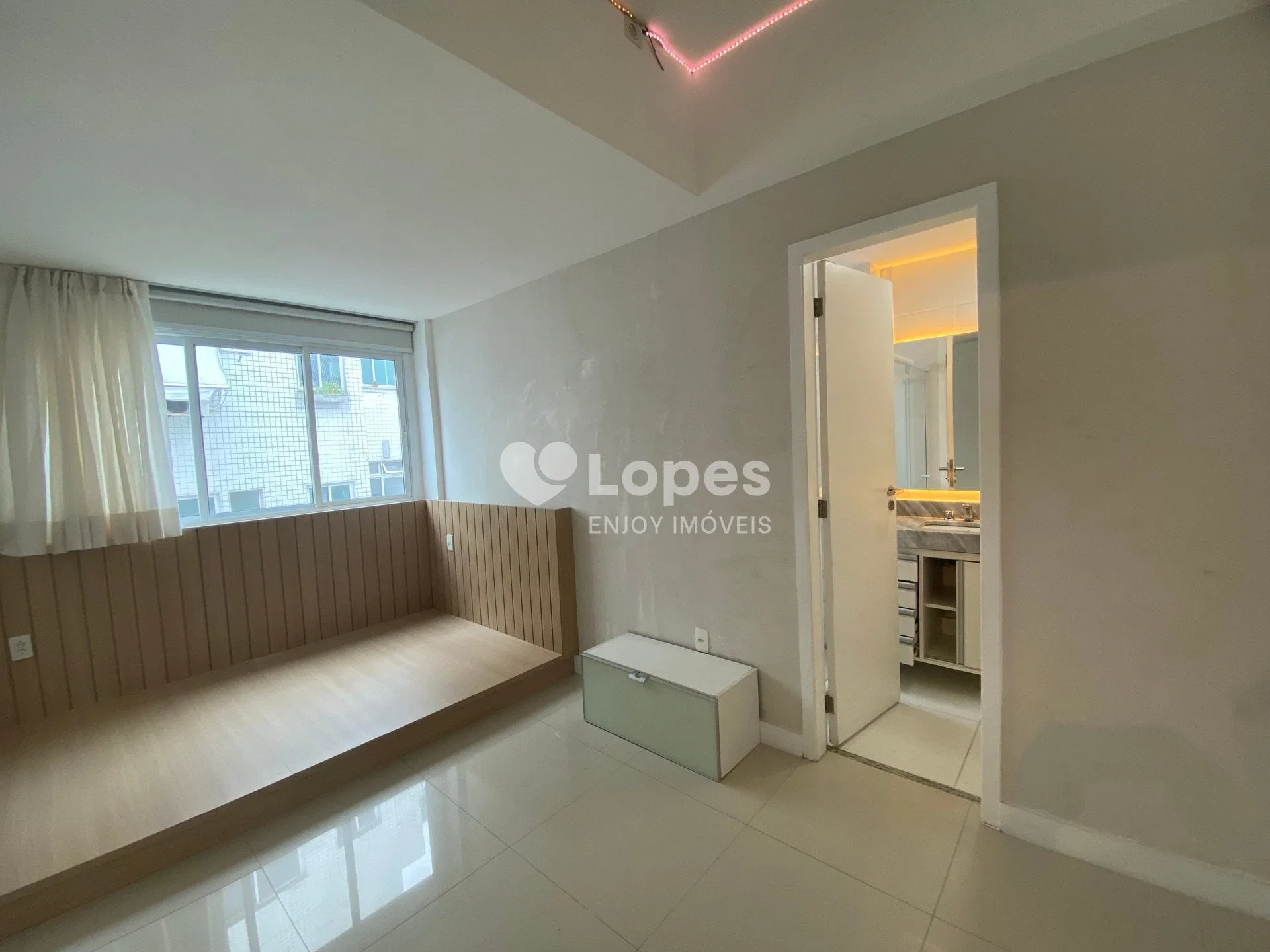 89 m² apartment with a private BBQ and a washing machine — photo 24