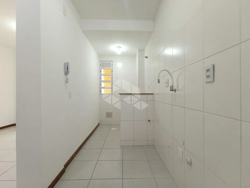 2-bedroom apartment in a building with a gym — photo 23
