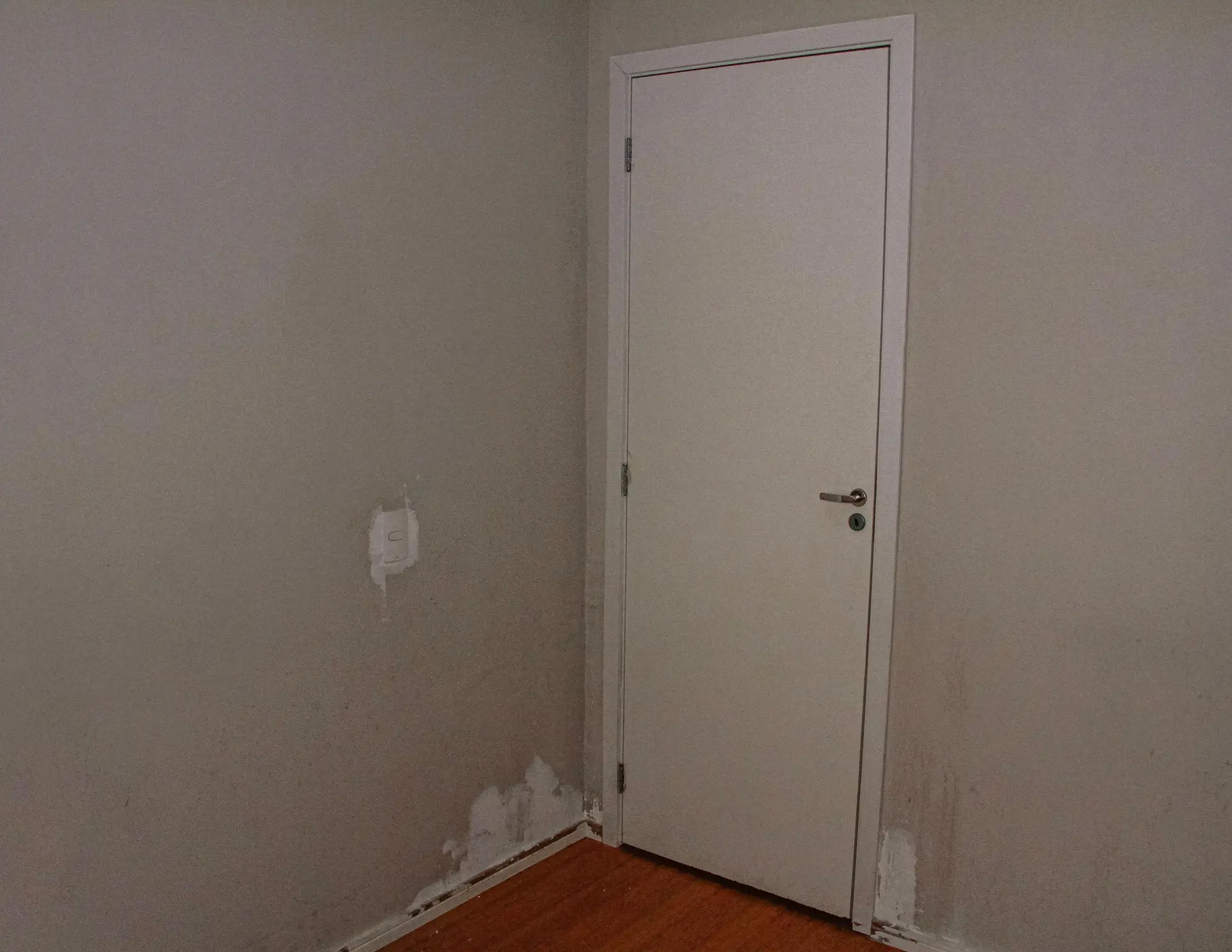 Apartment with 2 bedrooms and pool in the building — photo 15