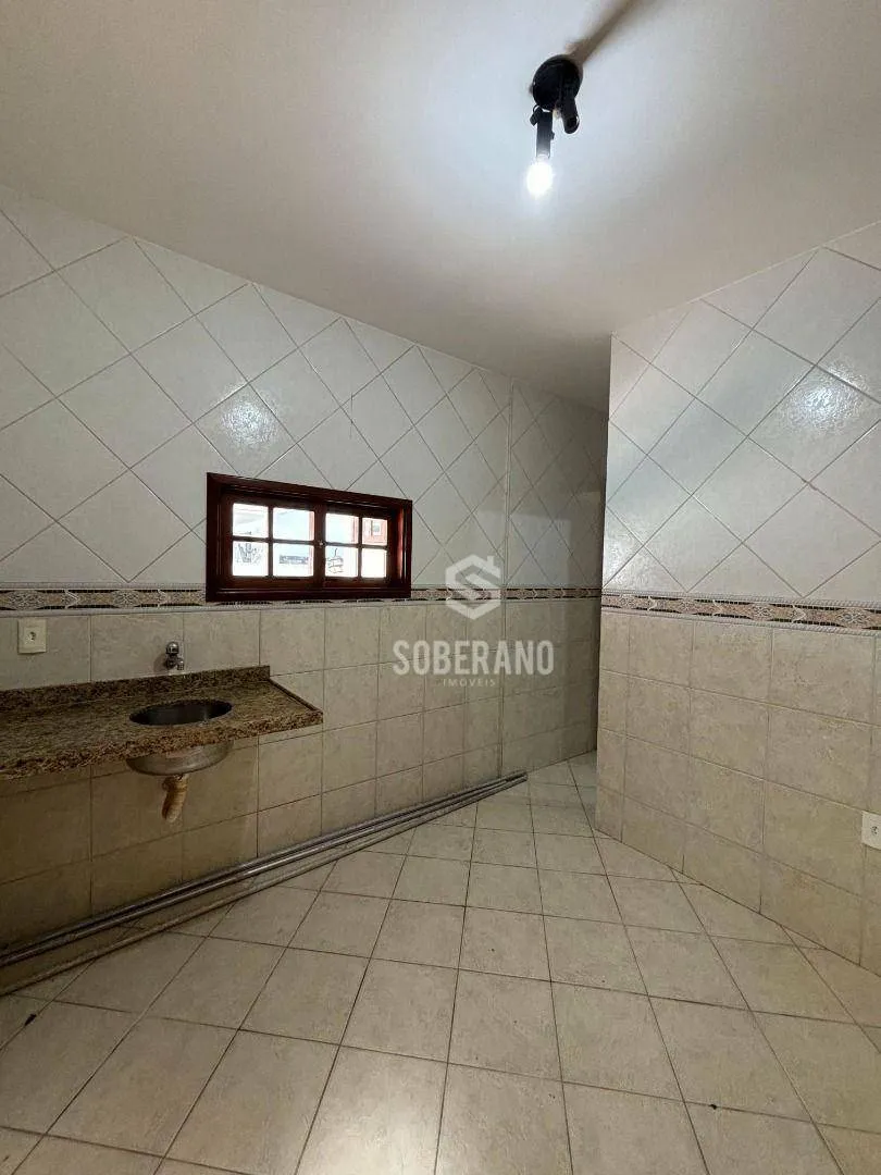 House with 6 bedrooms and 720 m² plus 4 parking — photo 39