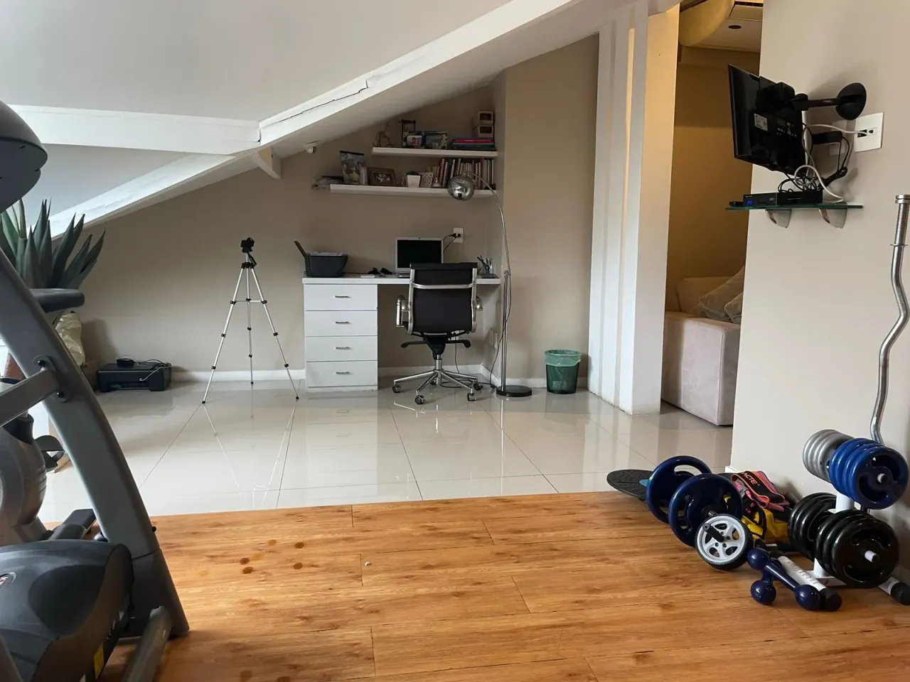 Furnished triplex house with 3 suites and open-plan kitchen — photo 20