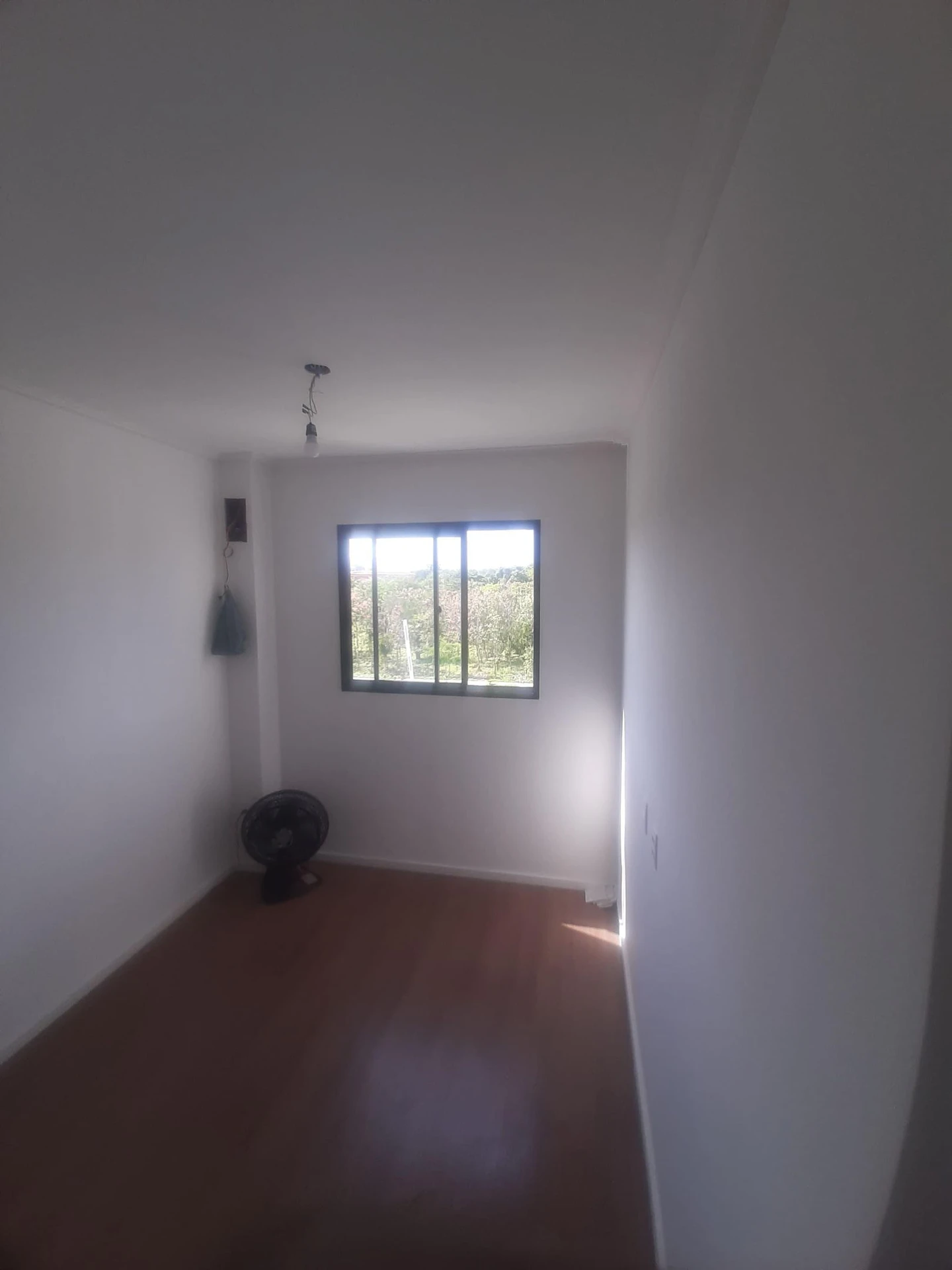 Apartamento mobiliado com 2 quartos e box de vidro