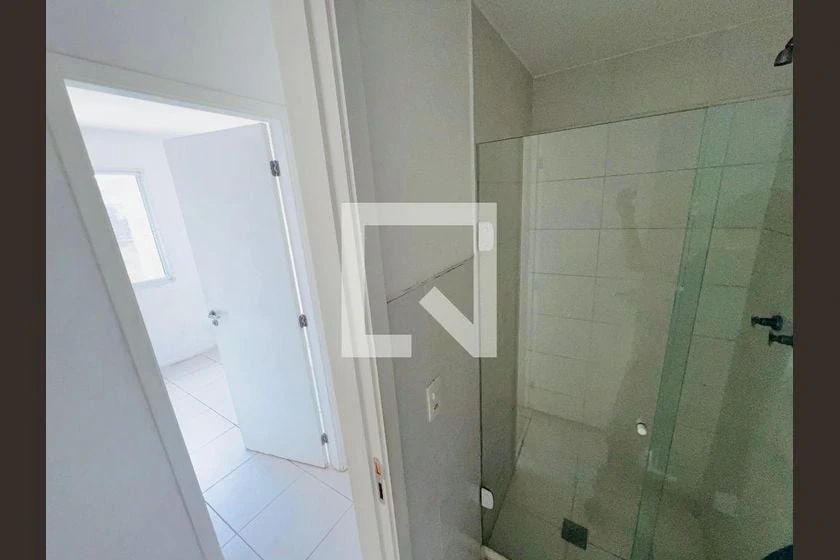 Apartamento de 2 quartos com cozinha a gás e varanda — photo 11