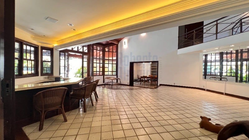 Casa sem mobília com 5 suítes e 7 banheiros — photo 28