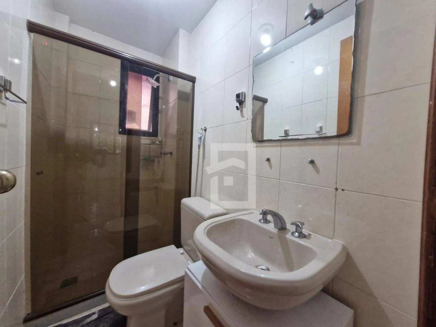 Apartamento com 2 quartos e 2 banheiros — photo 8