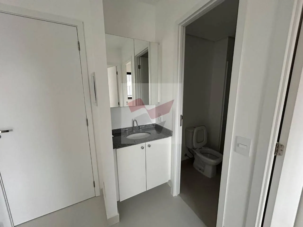 Apartment on the 14th floor with a washing machine — photo 3