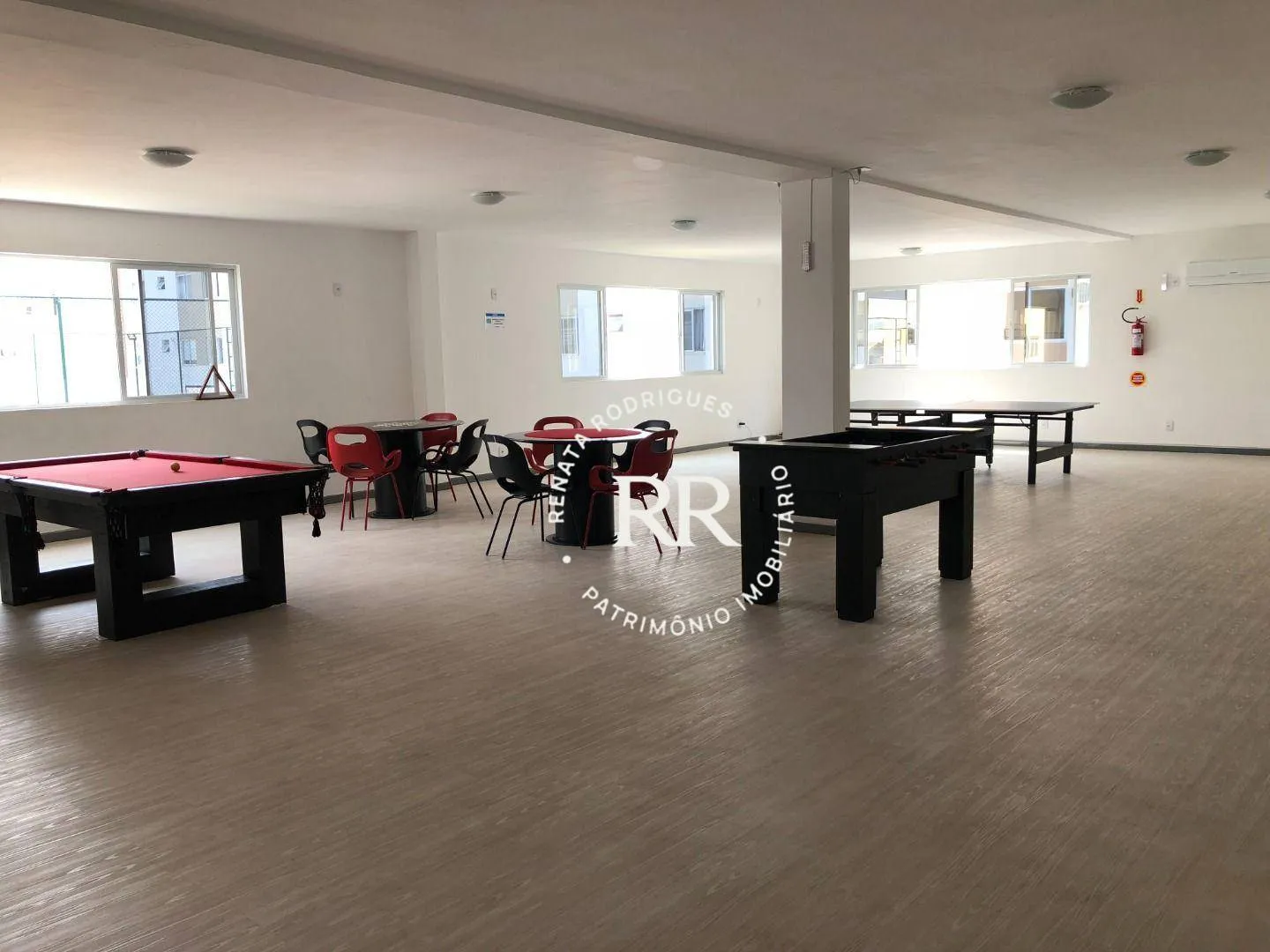 Apartamento amueblado de 64 m² con 2 dormitorios y balcón — photo 60