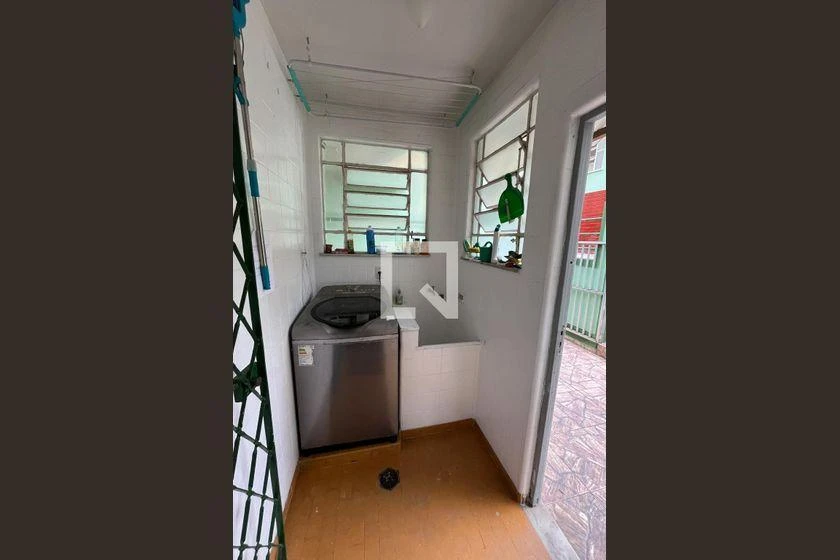 6-bedroom house with a washing machine in Rio de Janeiro — photo 50