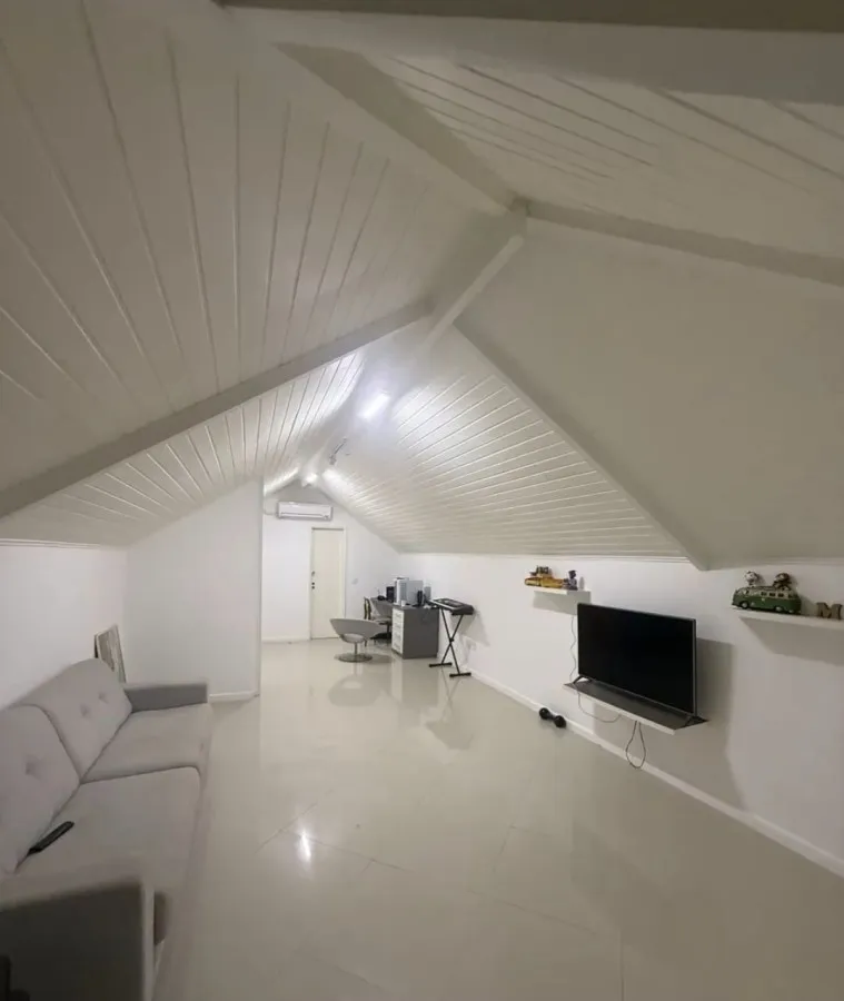 400 m² house with a bathtub and a mountain view — photo 10
