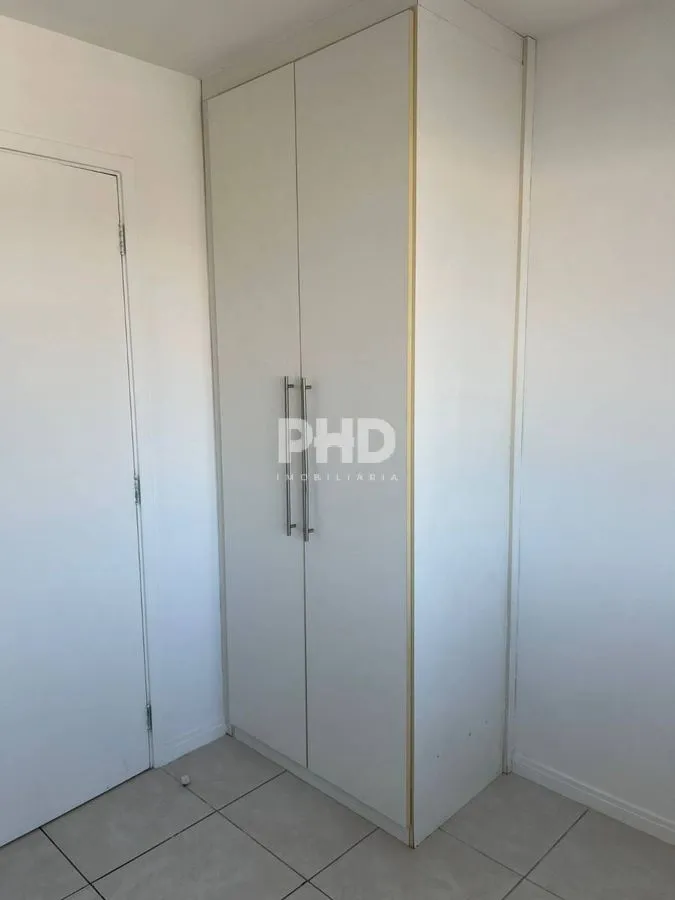 2-bedroom apartment with 1 en-suite bathroom and balcony — photo 8