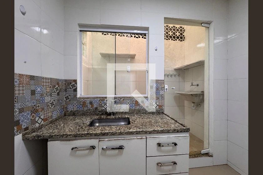 Single-story house with 2 bedrooms, 1 bath and 150 m² with balcony — photo 9