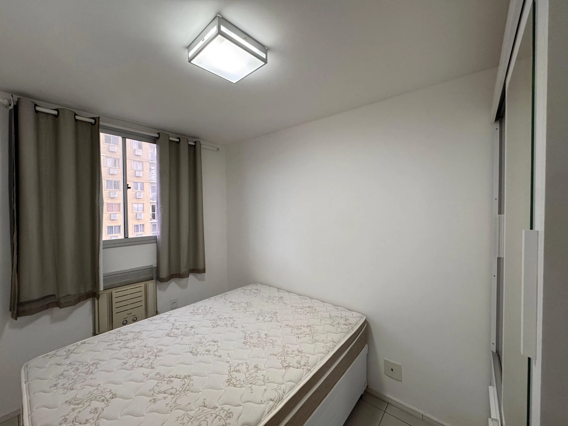 2-bedroom apartment in a building with a sauna — photo 25
