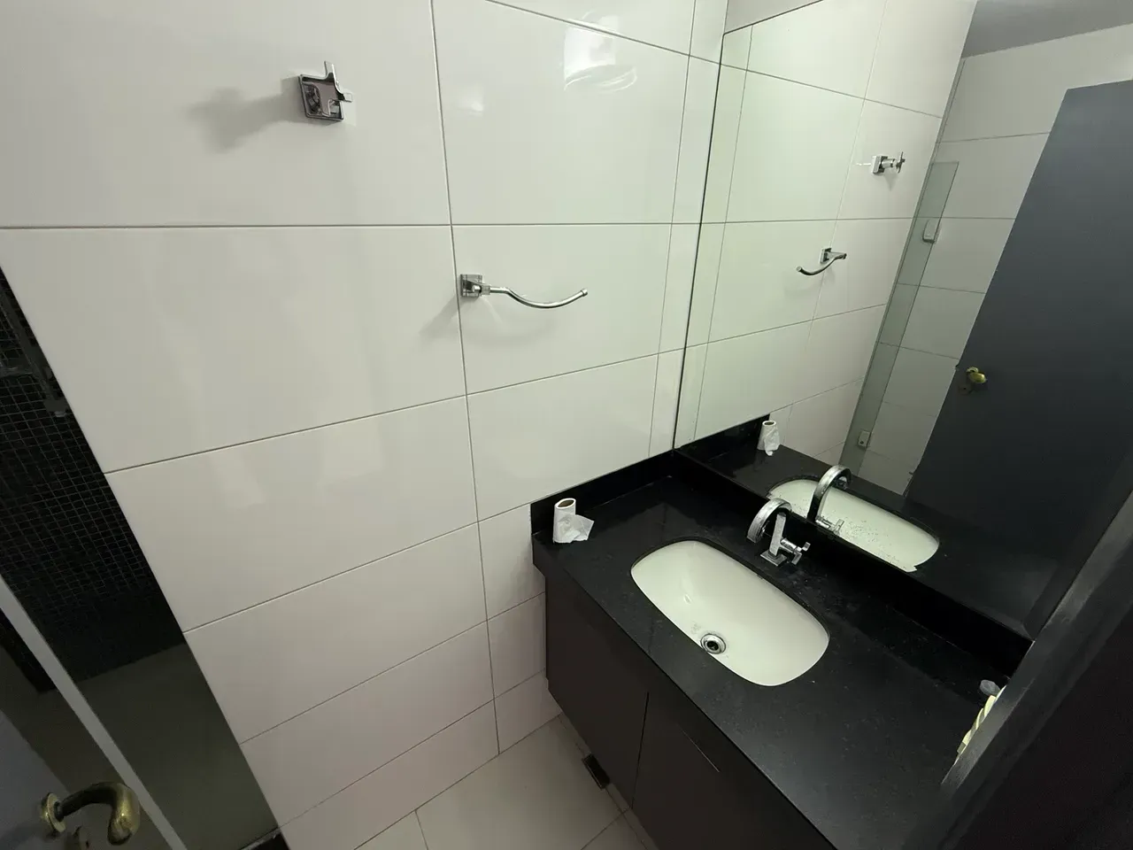 94 m² unfurnished apartment with 3 bedrooms and 2 baths — photo 13