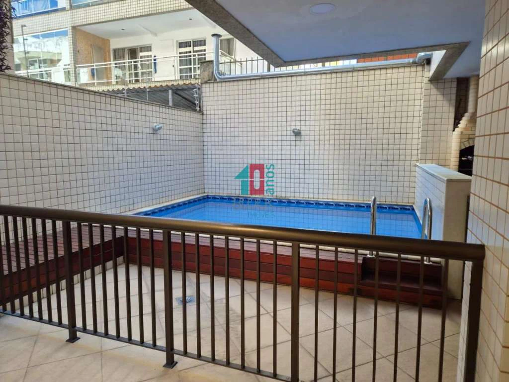 3-bedroom apartment with a washing machine — photo 30