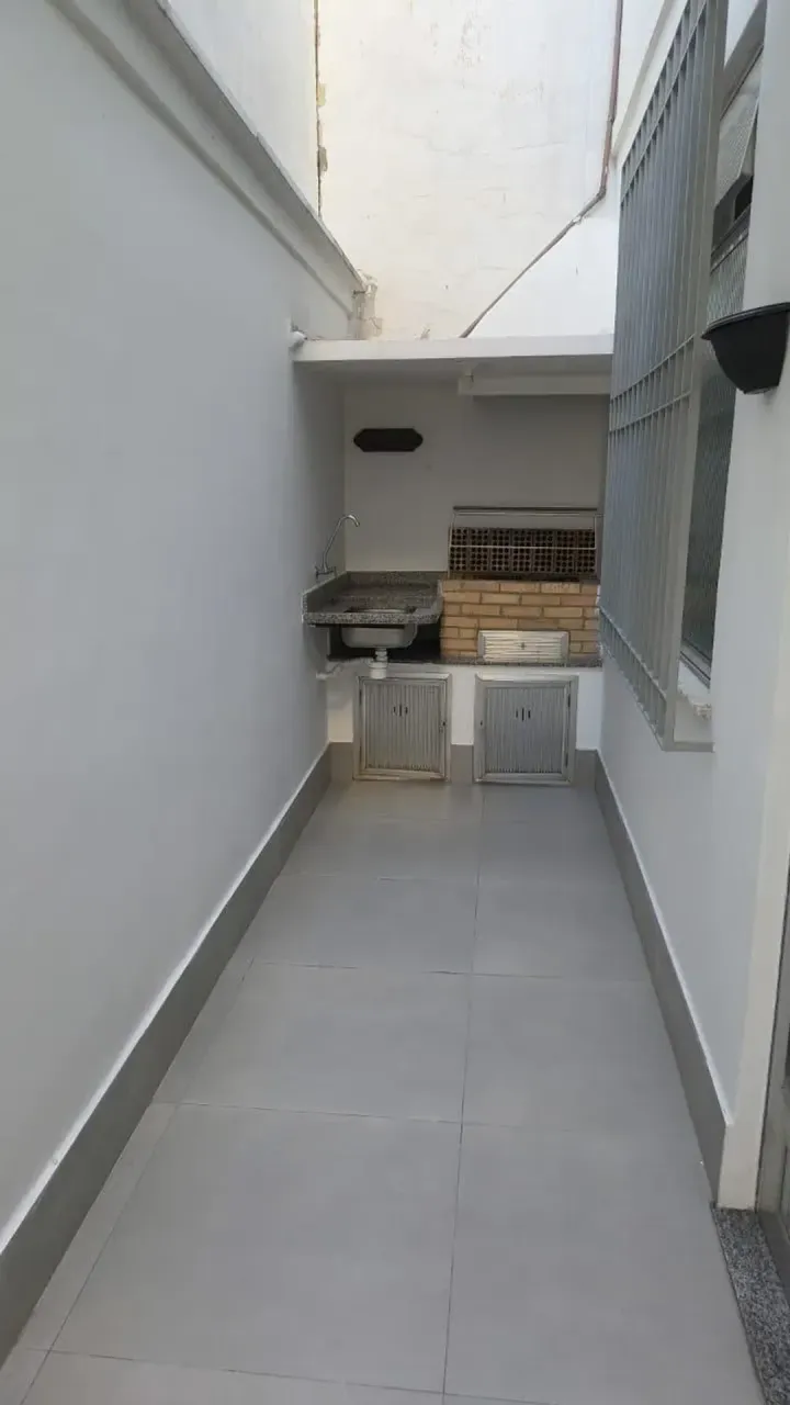 Apartment with 3 bedrooms and balcony grill — photo 14