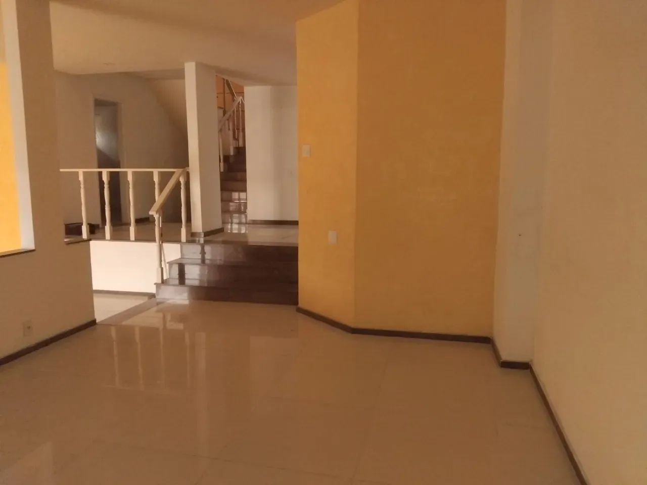 Triplex house with 7 bedrooms and 5 bathrooms — photo 18