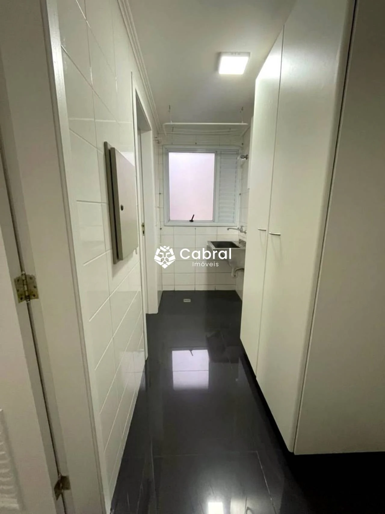 3-bedroom apartment with one en-suite bathroom — photo 4