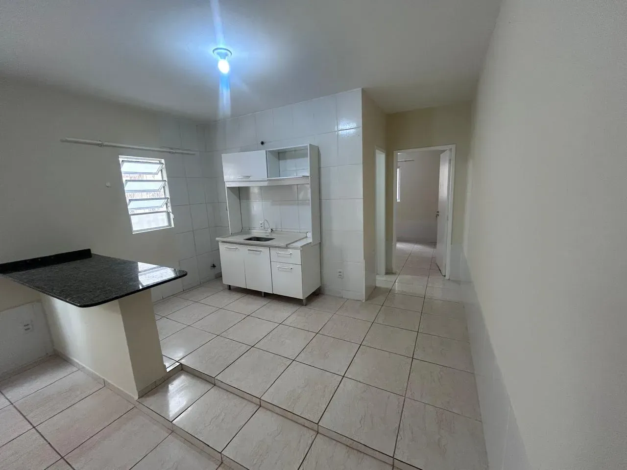 1-bedroom apartment 40 m² with a glass shower enclosure