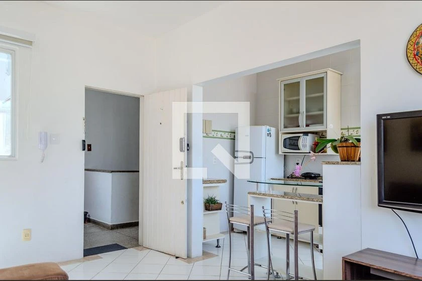 Apartamento amueblado de 2 dormitorios con mascotas y plaza — photo 8